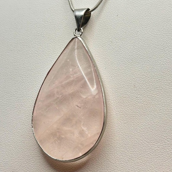 Vintage Large Rose Quartz Teardrop Pendant Necklace 18k White Gold Plated - Picture 5 of 6